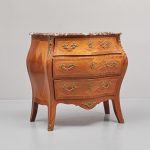 1031 3214 CHEST OF DRAWERS